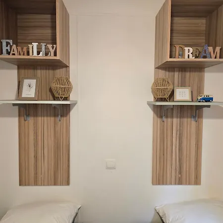 Family's Dream P16 La Marina De 카네트