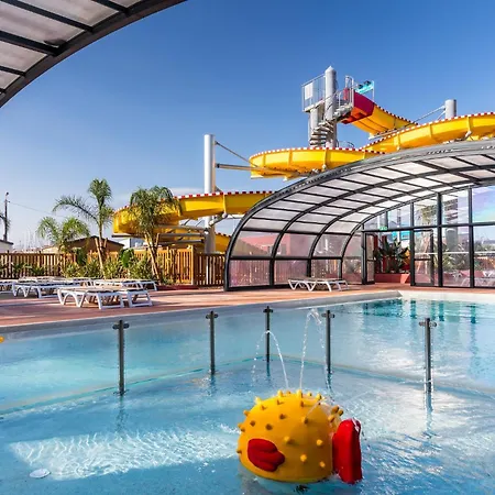 Family's Dream P16 La Marina De Campsite *