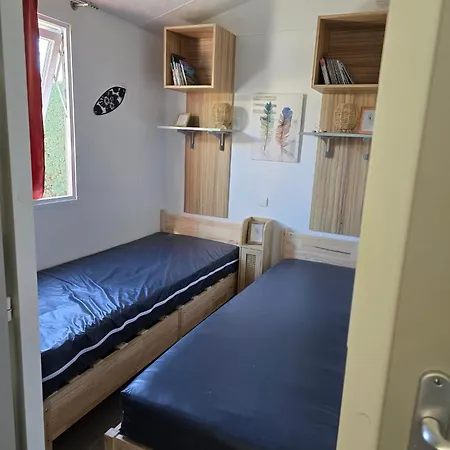 Camping Family's Dream A Pied Mobile-home Confort Avec Terrasse Piscines Et Parc Aquatique *